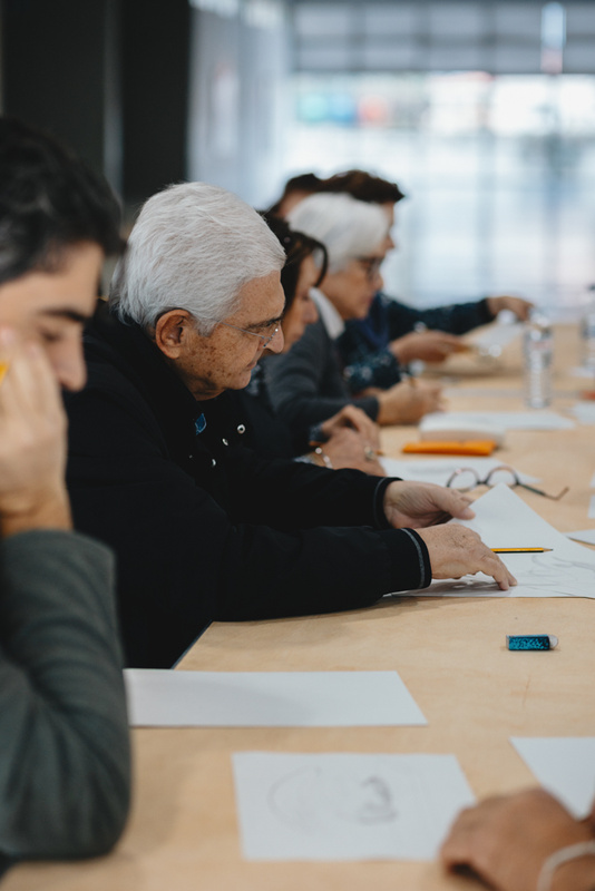 Voress Museum-mouseio-vorre-symviosi-adult-participants-drawing-session-zvgrafikh-2