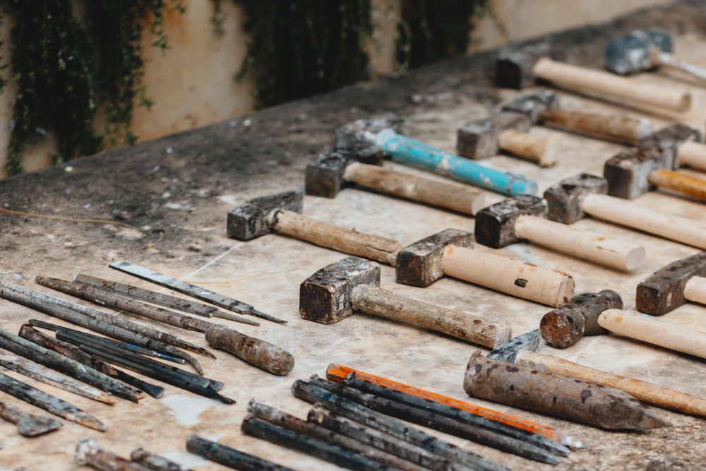 Voress Museum-mouseio-vorre-symviosi-marble-tools-and-chisels-2