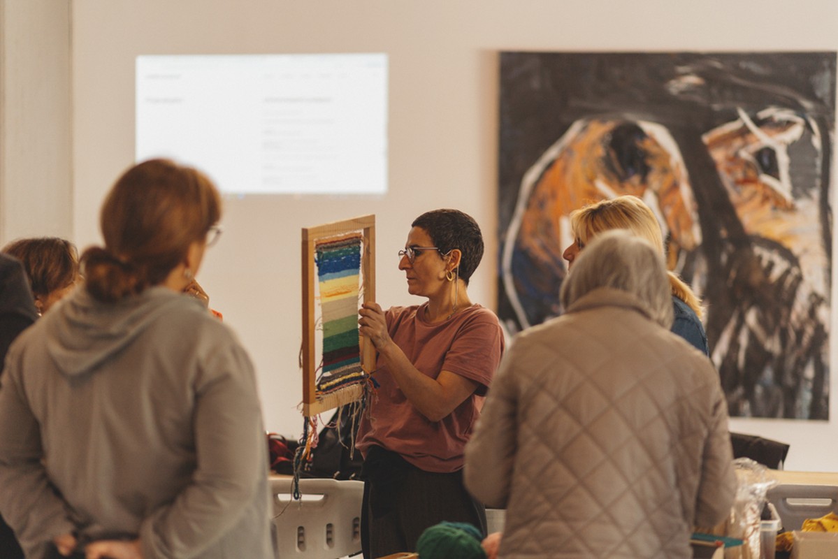 Voress Museum-mouseio-vorre-to-ateleioto-nima-the-endless-thread-parousiasi-ergou-symmetechontes-presentation-woven-work-participants-2